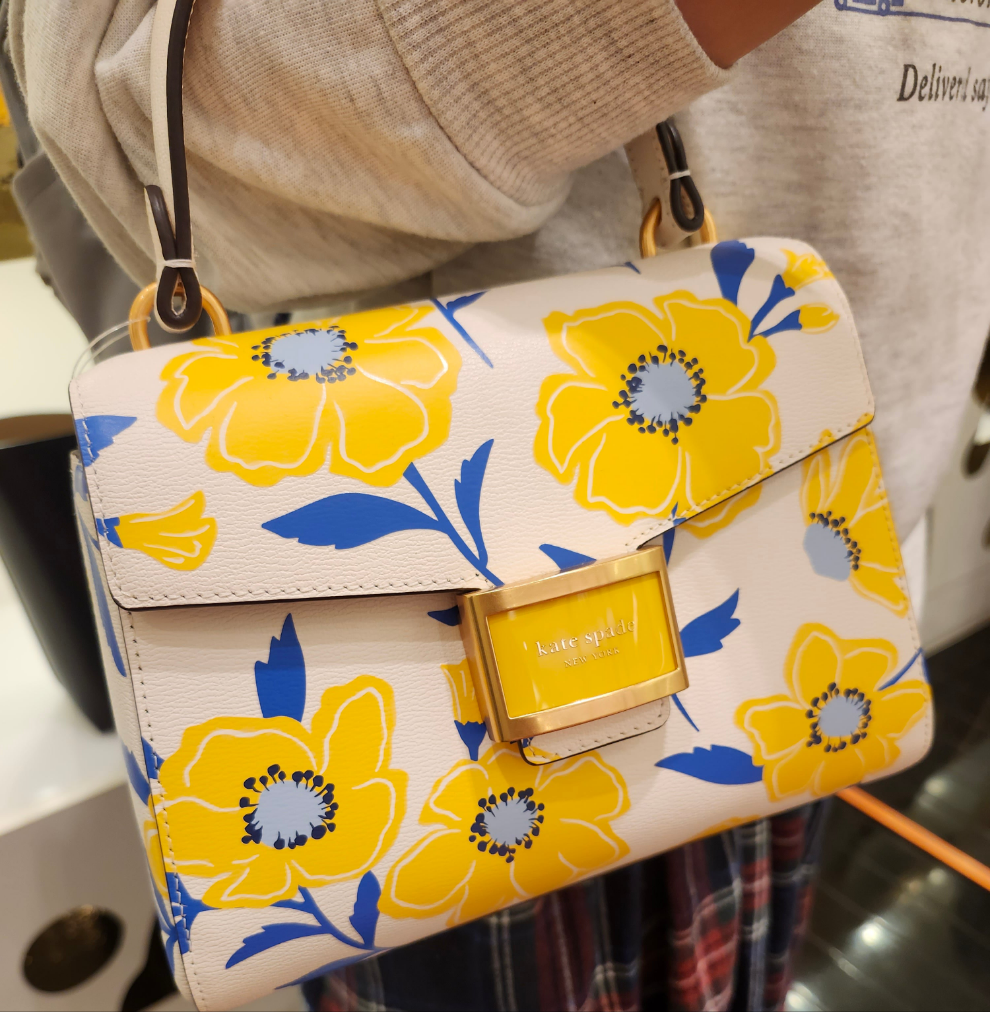 Kate spade 日本連線 2月18日截單